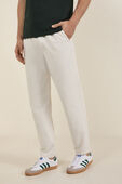 תמונת דוגמן קידמית של Pull-On Pant Regular