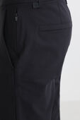 תמונת תקריב דוגמן של ABC Slim-Fit Pant 32