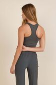 תמונת דוגמן אחורית של Ebb to Street Cropped Racerback Tank Top