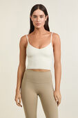 תמונת דוגמן קידמית של Align™ Cami Cropped Tank Top A/B