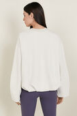 תמונת דוגמן אחורית של Softstreme™ Voluminous-Sleeve Pullover