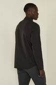 תמונת דוגמן אחורית של New Venture Classic-Fit Long-Sleeve Shirt