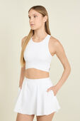 תמונת דוגמן קידמית של V-Waist Cropped Tennis Tank Top