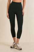 תמונת דוגמן קידמית של lululemon Align™ High-Rise Crop 23