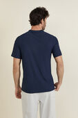 תמונת דוגמן אחורית של UV-Protective Striped Mesh Tennis T-Shirt