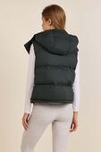תמונת דוגמן אחורית של Wunder Puff Cropped Vest