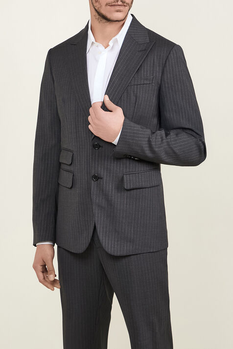 חליפה מחויטת לונדון