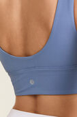 תמונת תקריב דוגמן של Align V Neck Bra C/D Cup