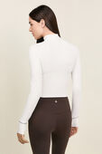 תמונת דוגמן אחורית של It`s Rulu Ribbed Cropped Half Zip