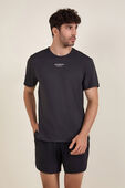 תמונת דוגמן קידמית של Lightweight Knit Workout Short Sleeve