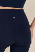 תמונת תקריב דוגמן של lululemon Align™ High-Rise Pant 31