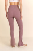 תמונת דוגמן אחורית של Align™ Mini-Flare Pant *Regular