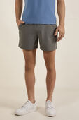 תמונת דוגמן קידמית של ABC WovenAir Pull-On Short 5