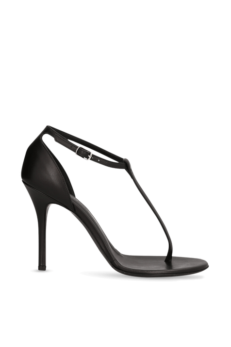 סנדלי סטילטו