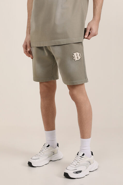 מכנסי ברמודה אוברסייז