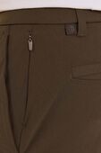 תמונת תקריב דוגמן של ABC Slim-Fit Trouser 32L Warpstreme