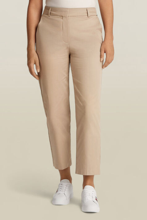 מכנסי צ'ינו בגזרת סלים ישרה