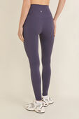 תמונת דוגמן אחורית של Align™ HR Pant 28 Leggings