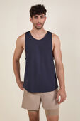תמונת דוגמן קידמית של License to Train Tank Top