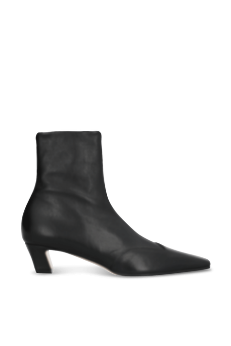 מגפוני בוקרים נבדה KHAITE