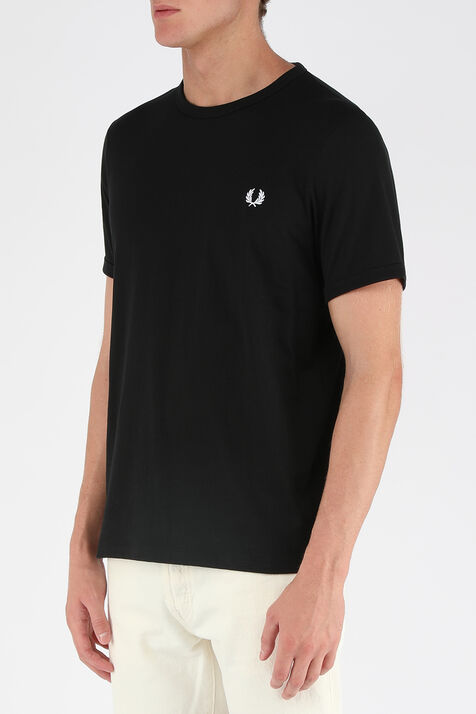 חולצת טי שחורה עם לוגו FRED PERRY