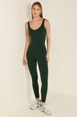 תמונת דוגמן קידמית של Align™ Bodysuit 25