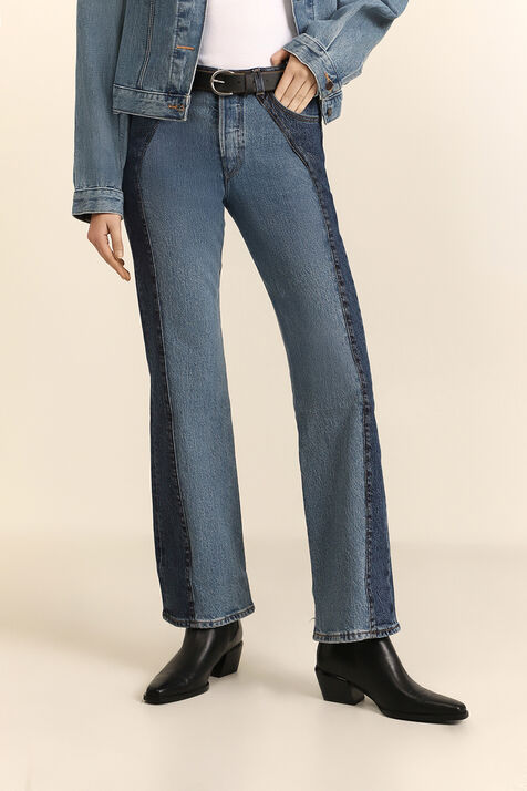 מכנסי ג'ינס בגזרת בוטקט LEVI`S