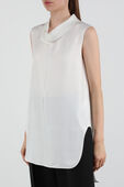 תמונת דוגמן קידמית של חולצת משי ללא שרוולים