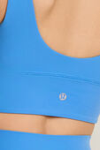 תמונת תקריב דוגמן של Align V Neck Bra C/D