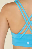 תמונת תקריב דוגמן של Energy&trade; Longline Bra