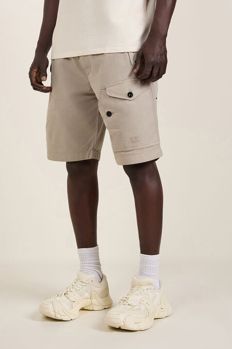 מכנסי ברמודה קרגו C.P. COMPANY