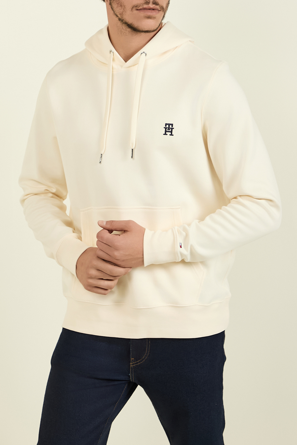 תמונת דוגמן קידמית של סווטשירט קפוצ'ון