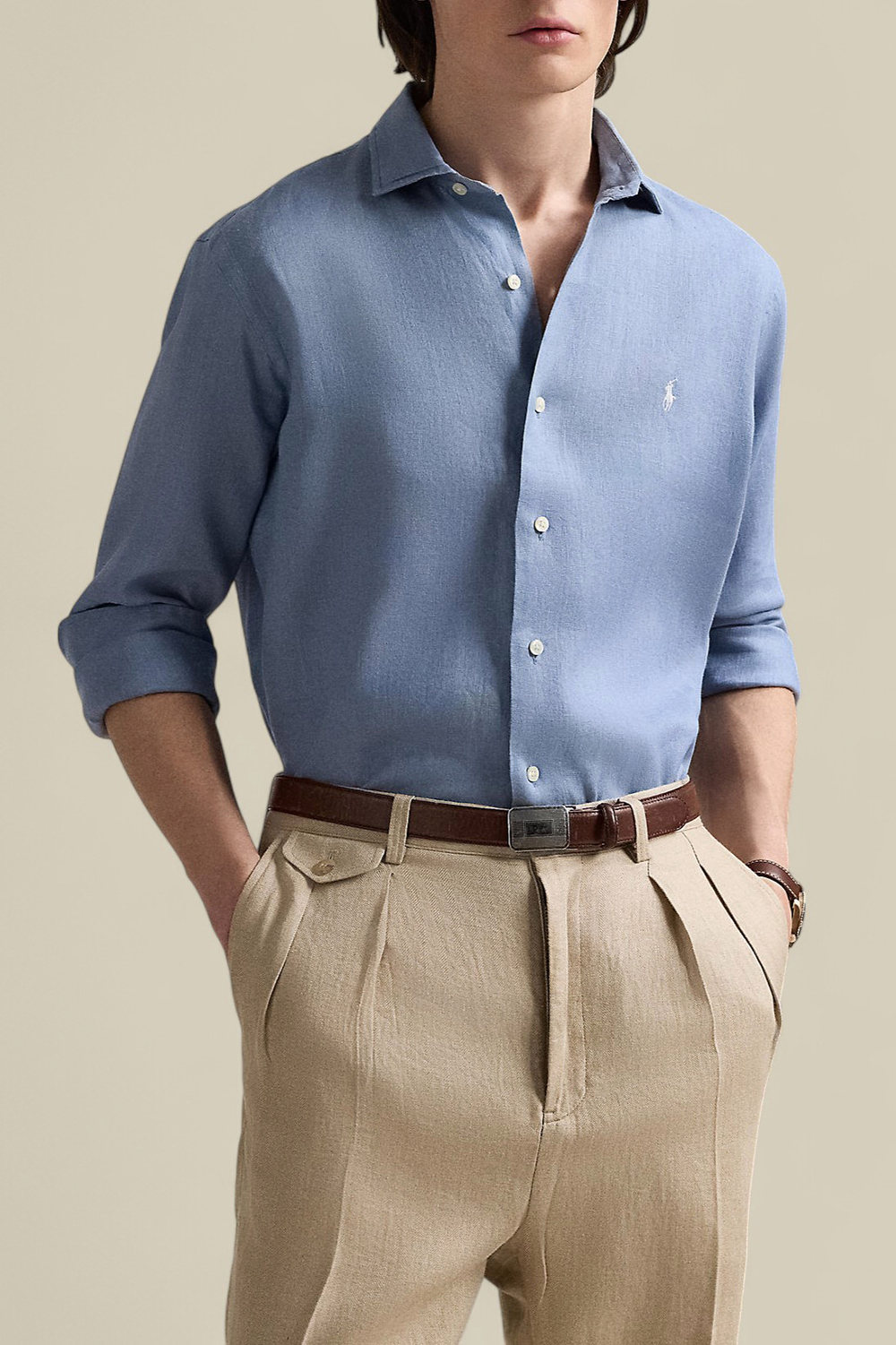 תמונת דוגמן קידמית של חולצת כפתורים מפשתן