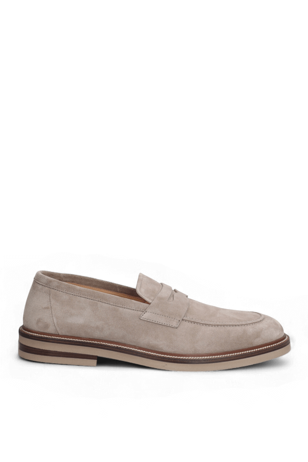 תמונה קידמית של נעלי מוקסינים