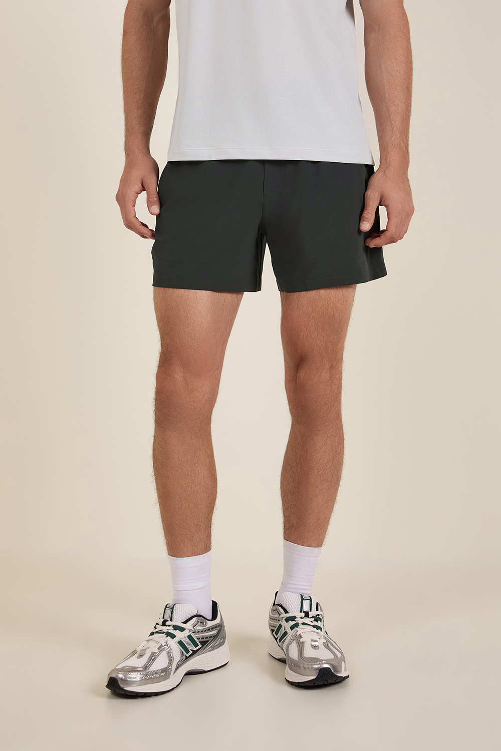 תמונת דוגמן קידמית של Pace Breaker Short LL 5