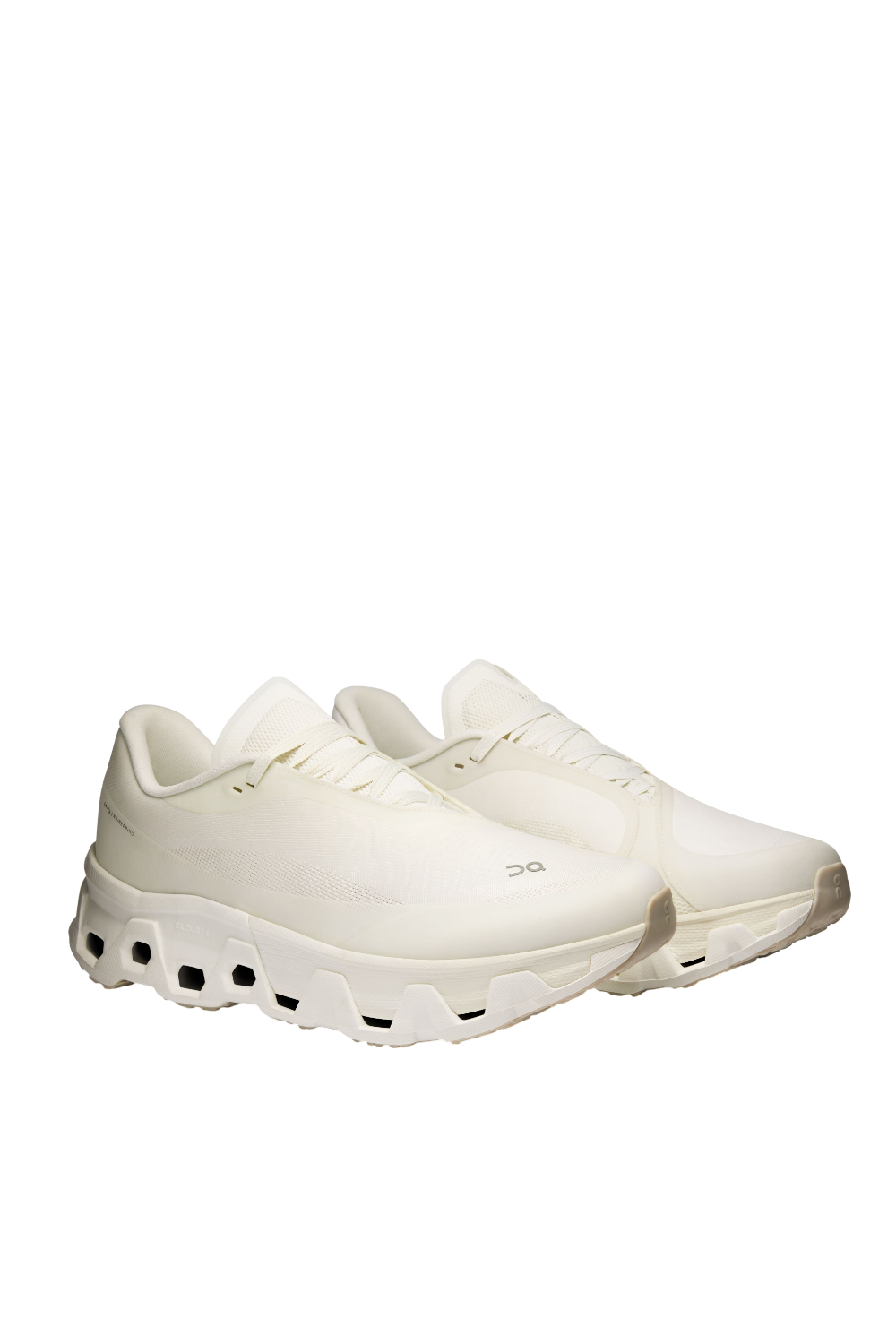 און קלאוד X היפר פאף נעלי סניקרס קלאודמונסטר