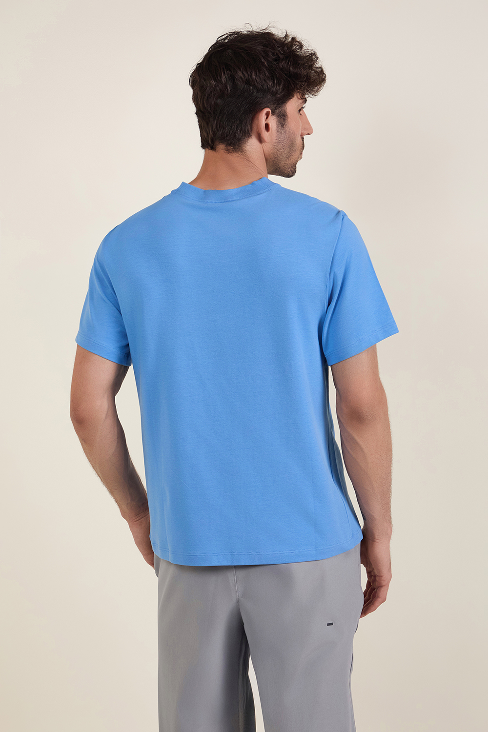 תמונת דוגמן אחורית של Zeroed In Short Sleeve Shirt