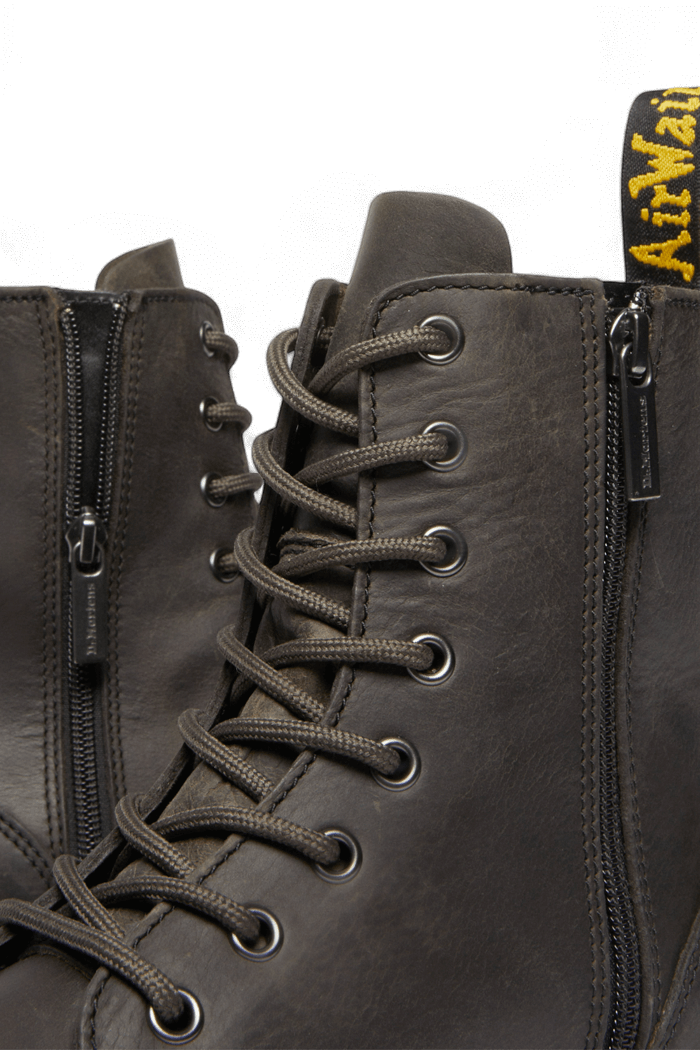 תמונת פנים של מגפוני ג'יידון