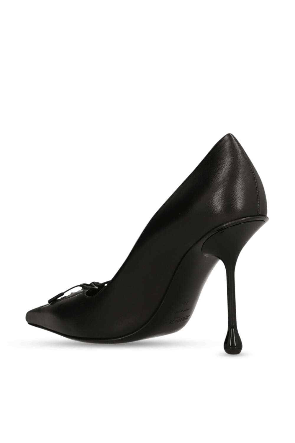 תמונה אחורית של נעלי עקב