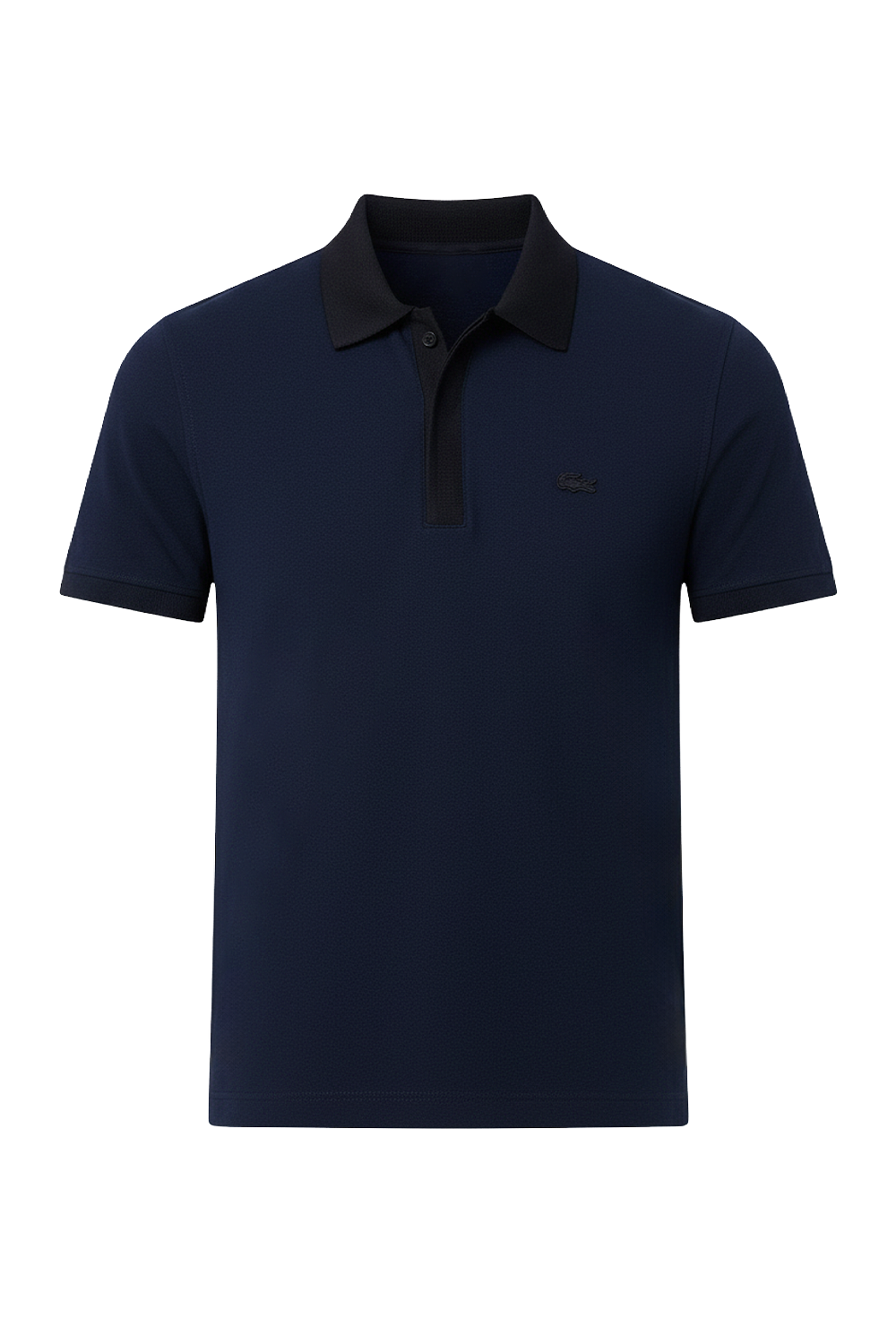 תמונה קידמית של חולצת פולו