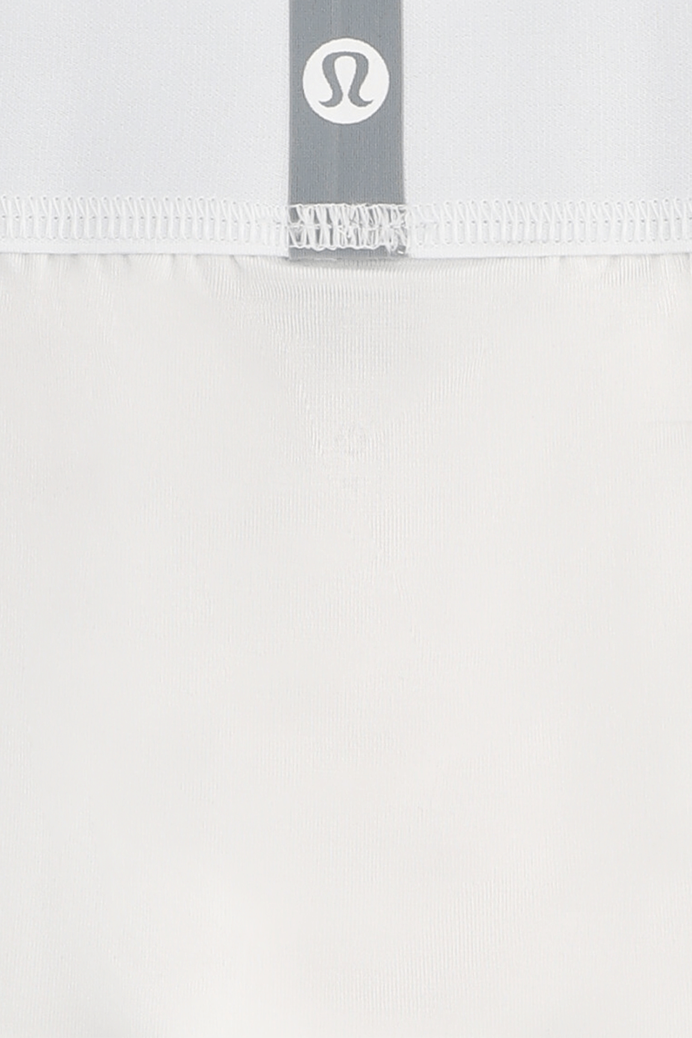 תמונה אחורית של AIM Boxer