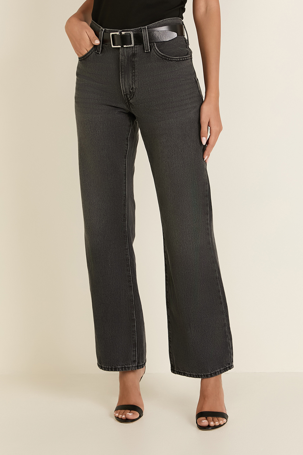 תמונת דוגמן קידמית של מכנסי ג'ינס באגי 94