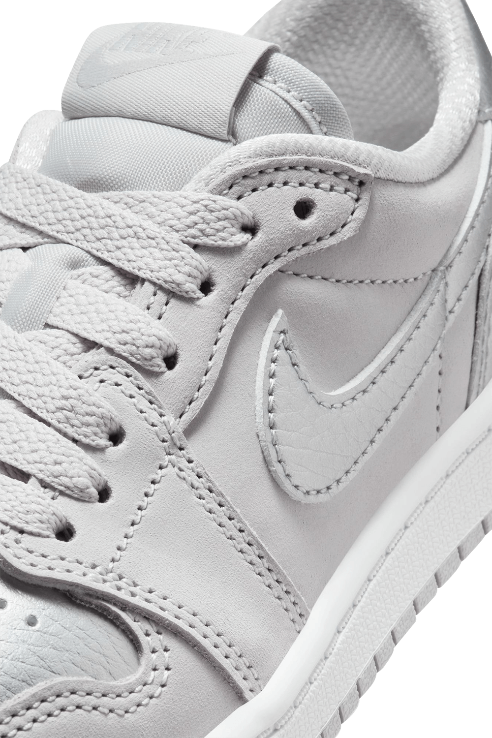 נעלי סניקרס אייר ג'ורדן 1 - מידות 27-35