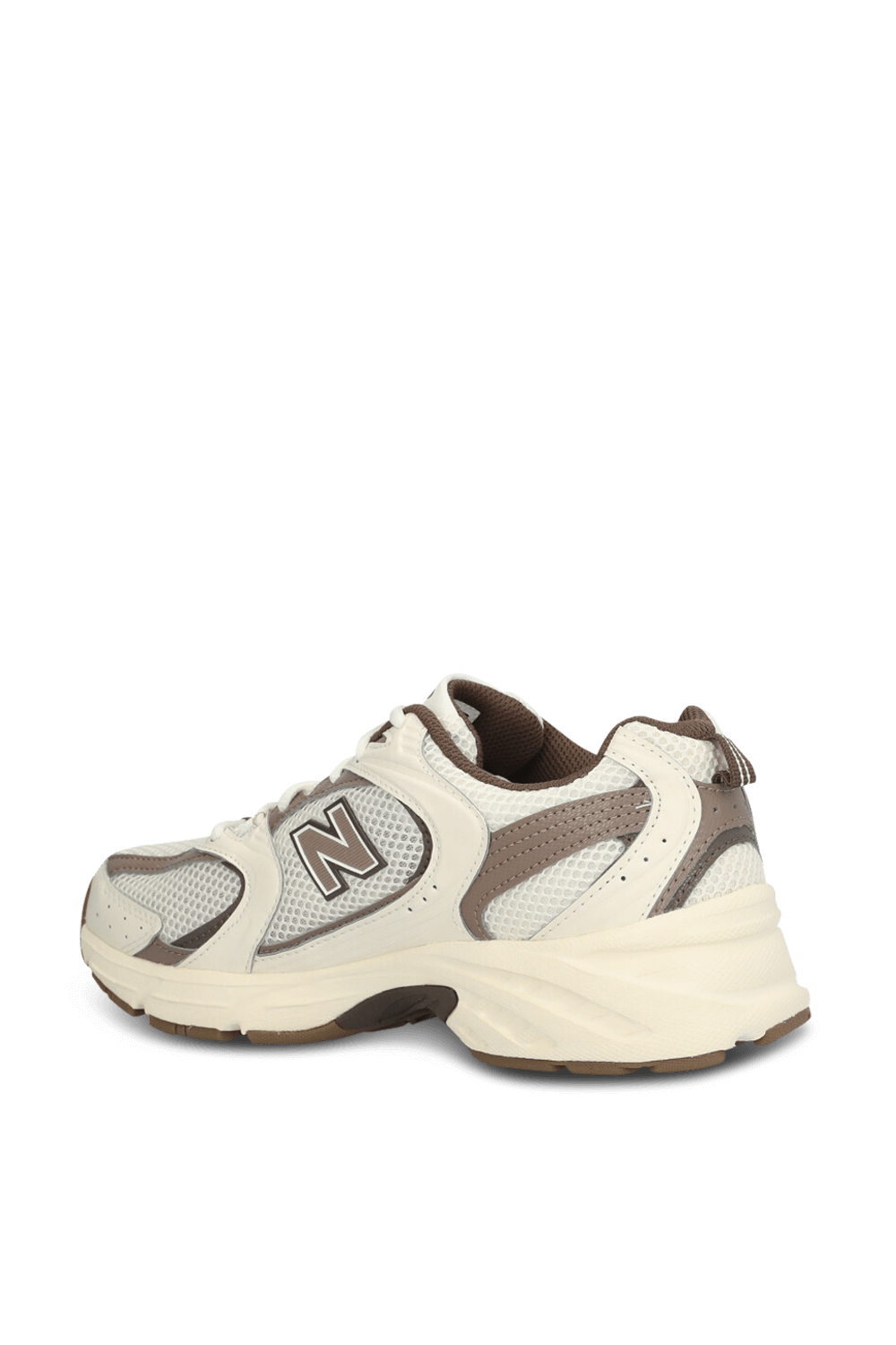 תמונה אחורית של נעלי סניקרס 530