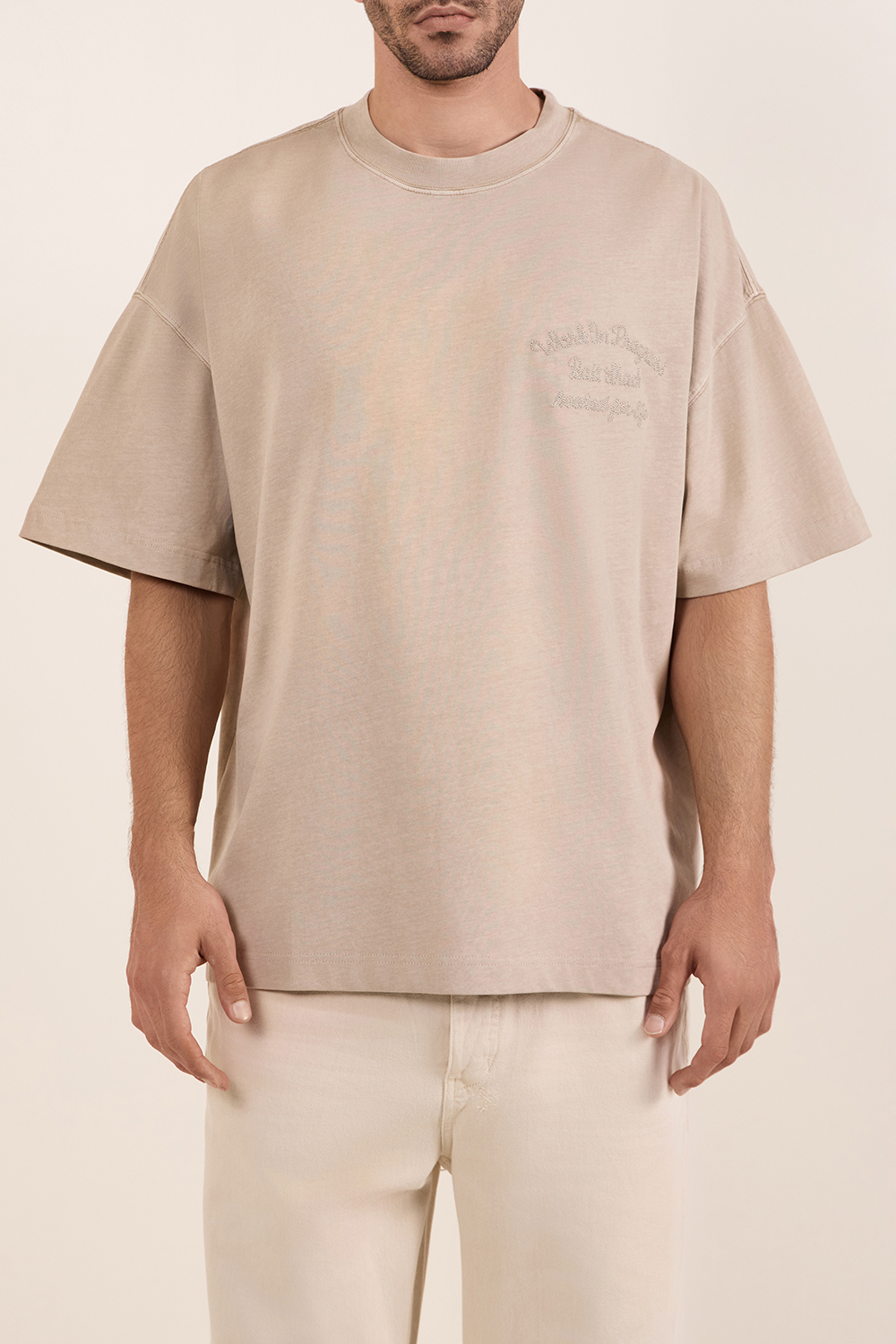 תמונת דוגמן קידמית של חולצת טי