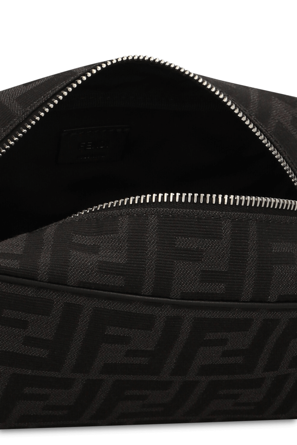 תמונת פנים של תיק רחצה סמול