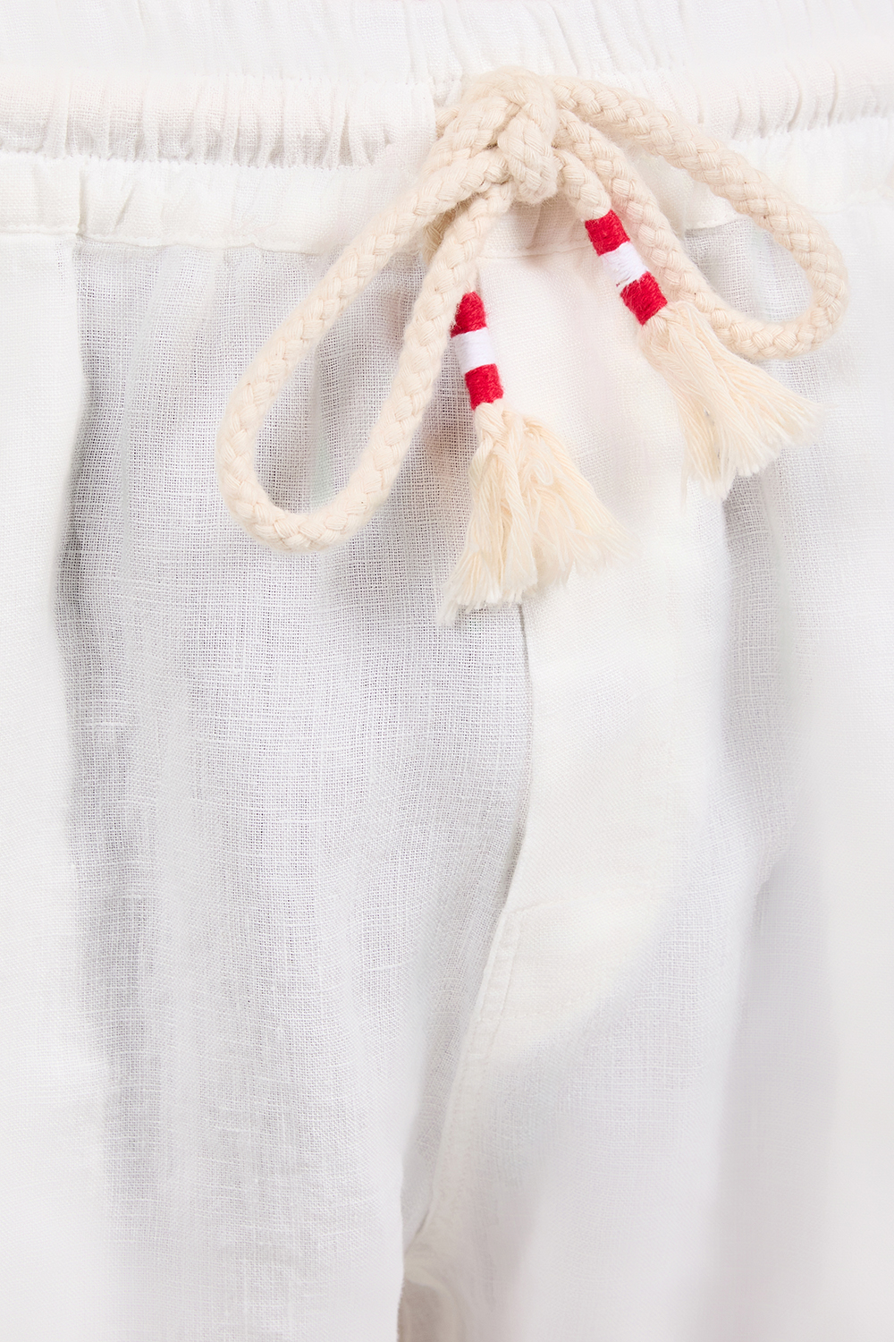 מכנסיים קצרים