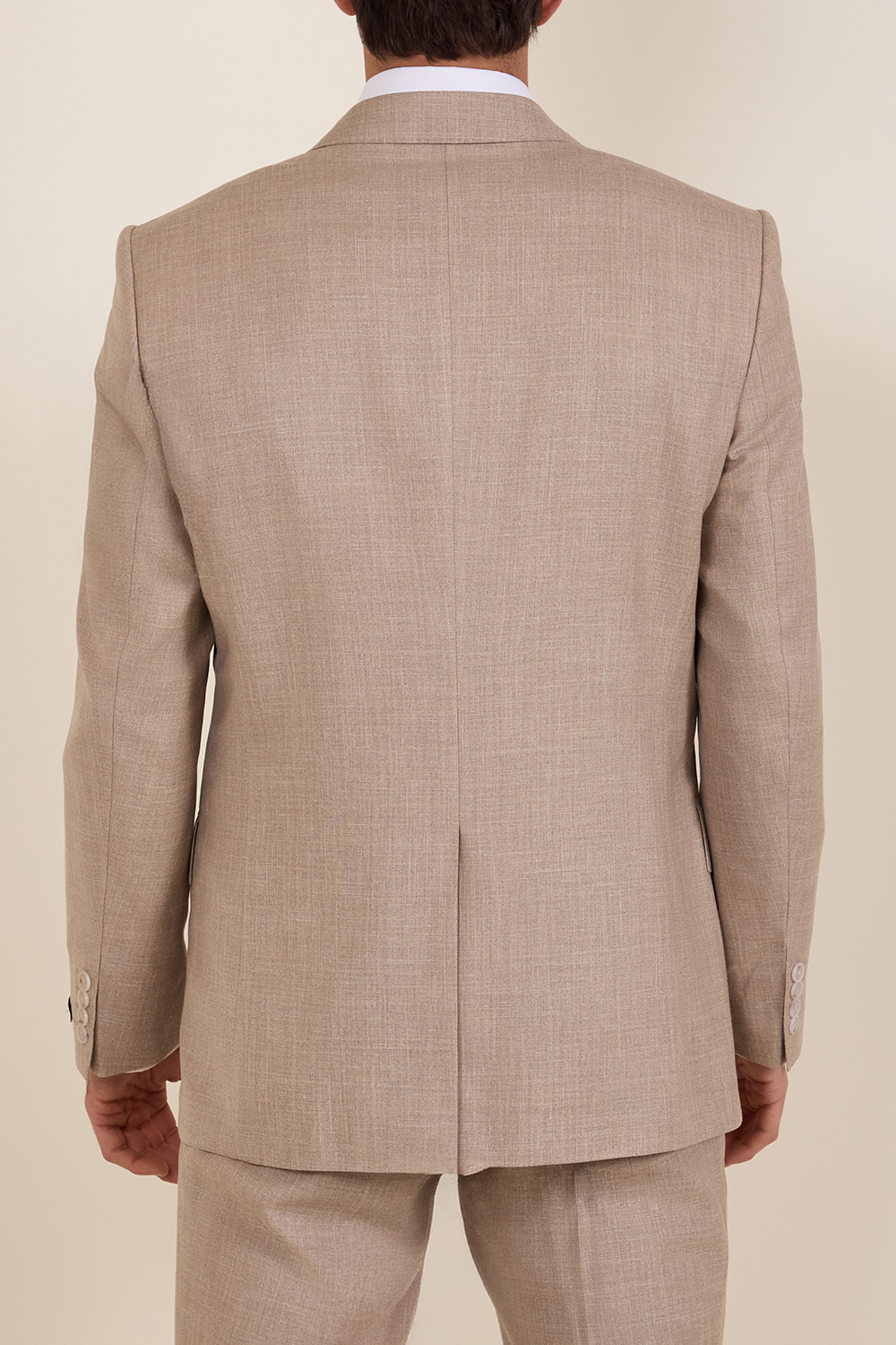 תמונת דוגמן אחורית של בוס X דיויד בקהאם חליפה מחוייטת סלים פיט