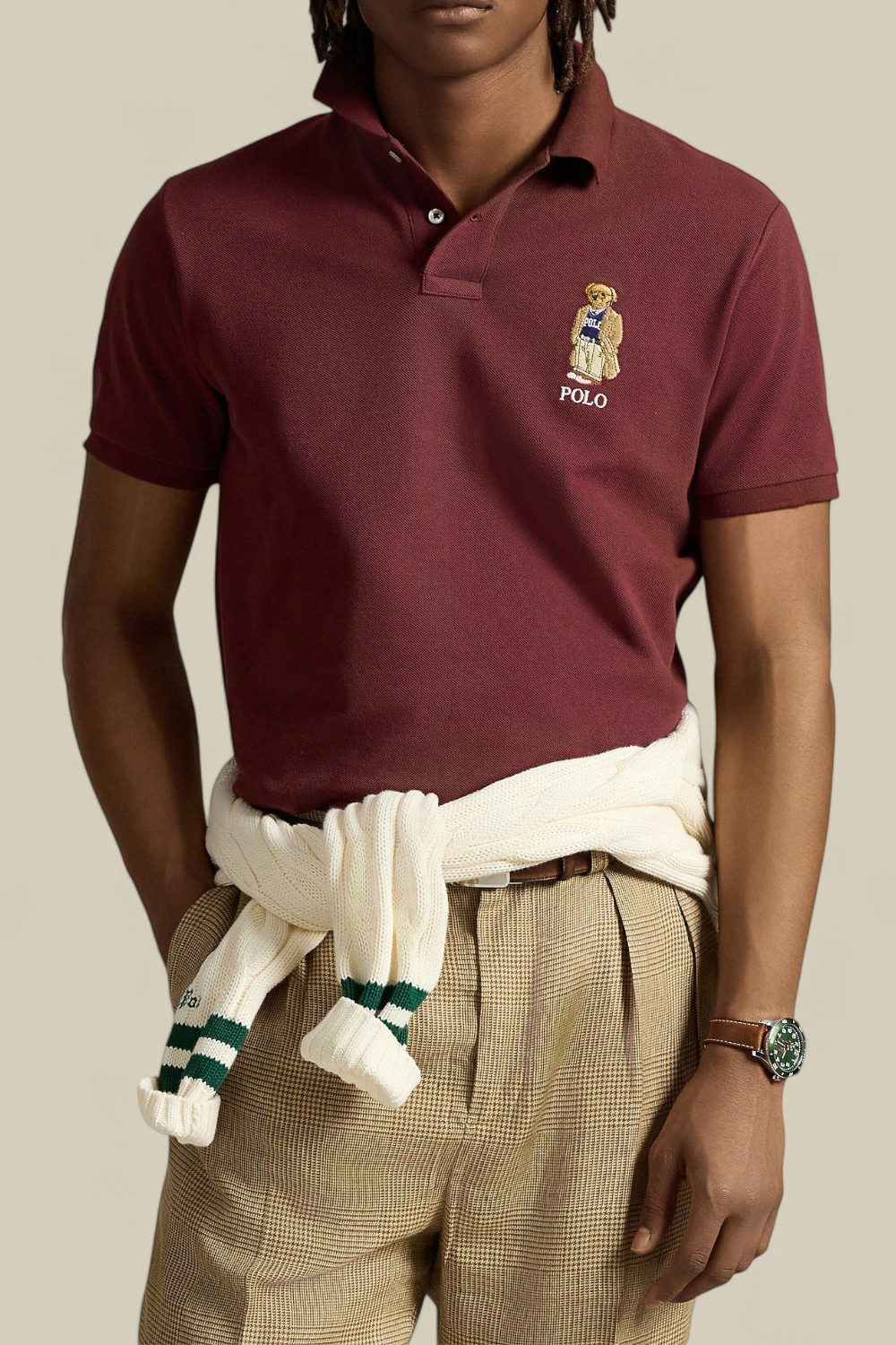 תמונת דוגמן קידמית של חולצת פולו