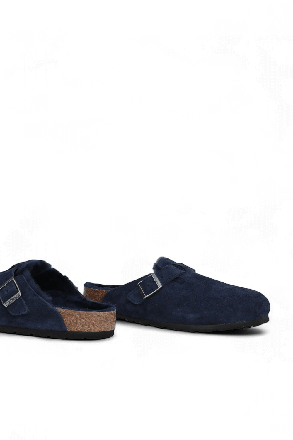 תמונת תקריב של נעלי בוסטון שרלינג